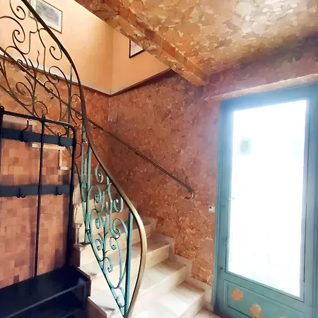 Majestueuse Maison A 200 M² 10 Pers & Parking